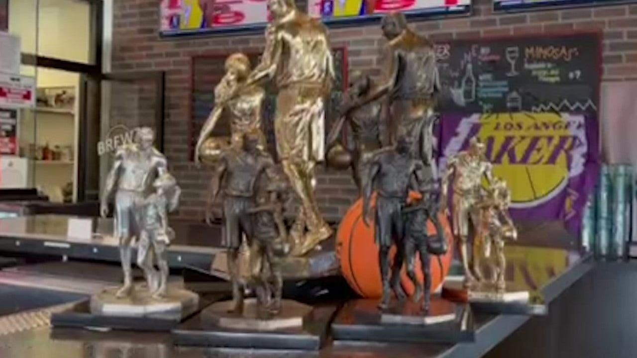 Kobe Gigi Bryant Statue Sculptor Donates Four Replicas For Mamba Day