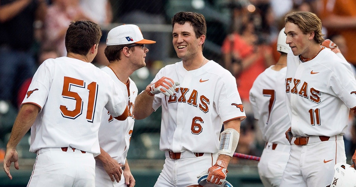 texas-utility-man-jake-mckenzie-played-all-9-positions-in-longhorns-7