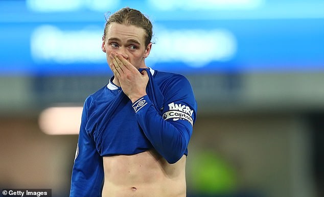 Tom Davies was the kid who had the world at his feet but is now looking for  a new team with Sheffield United keen so how did it go wrong for the