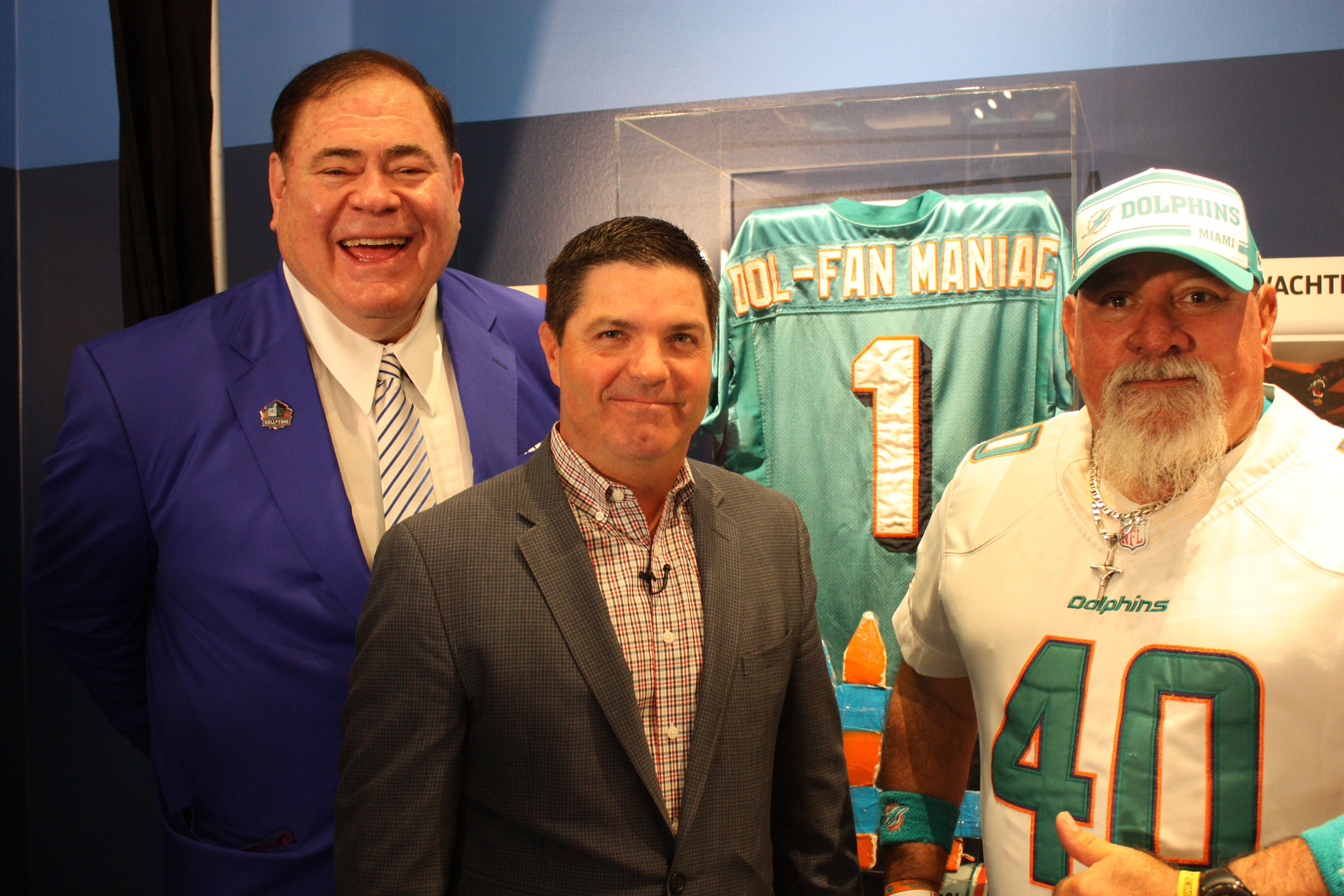 Miami Dolphins Super Fan ‘Dolfan Maniac’ Inducted Into Inaugural Ford ‘Hall Of Fans’