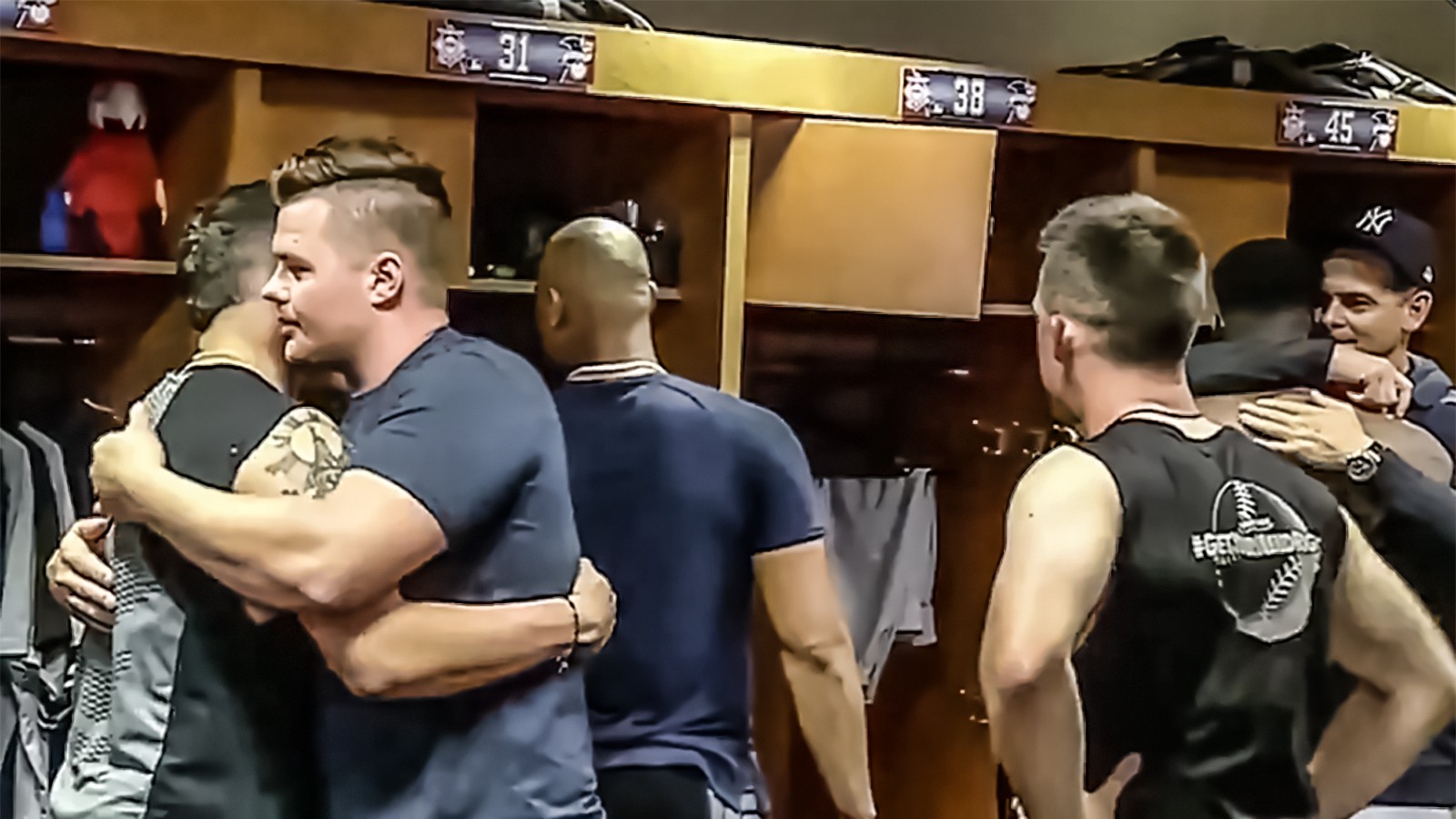 New York Yankees' emotional clubhouse scene after Game 6 loss (Video)