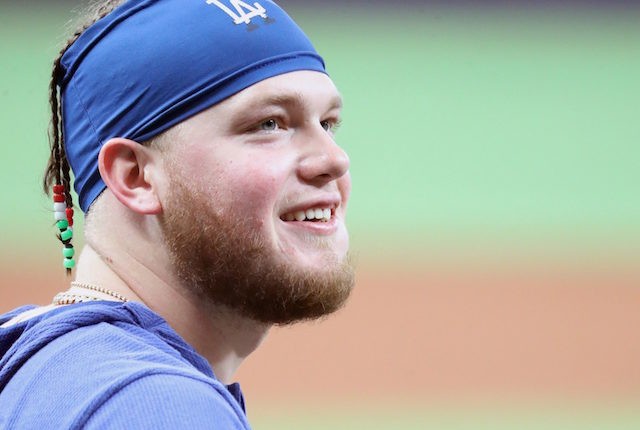 Dodgers Injury News: Alex Verdugo Somewhat Limited By Back Tightness