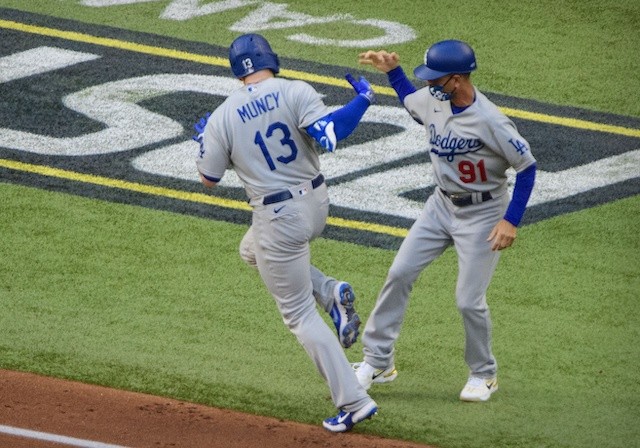 Dodgers NLCS Highlights: 5 Home Runs, 15-Run Outburst Leads To Game 3 ...