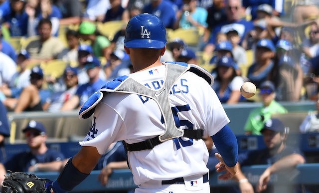 Dodgers News Dave Roberts Formally Names Austin Barnes Backup Catcher