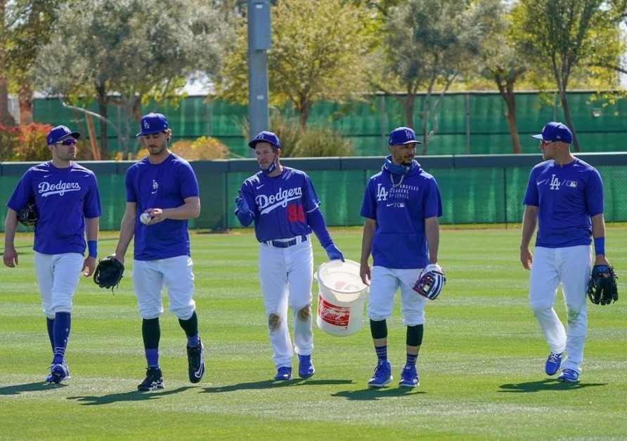 Dodgers Spring Training Kangaroo Court Fines Accumulating Early