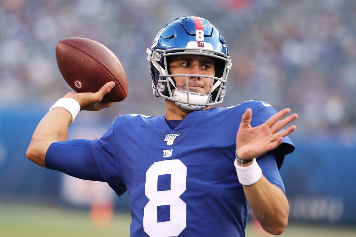 NY Giants Daniel Jones Named Starting Quarterback