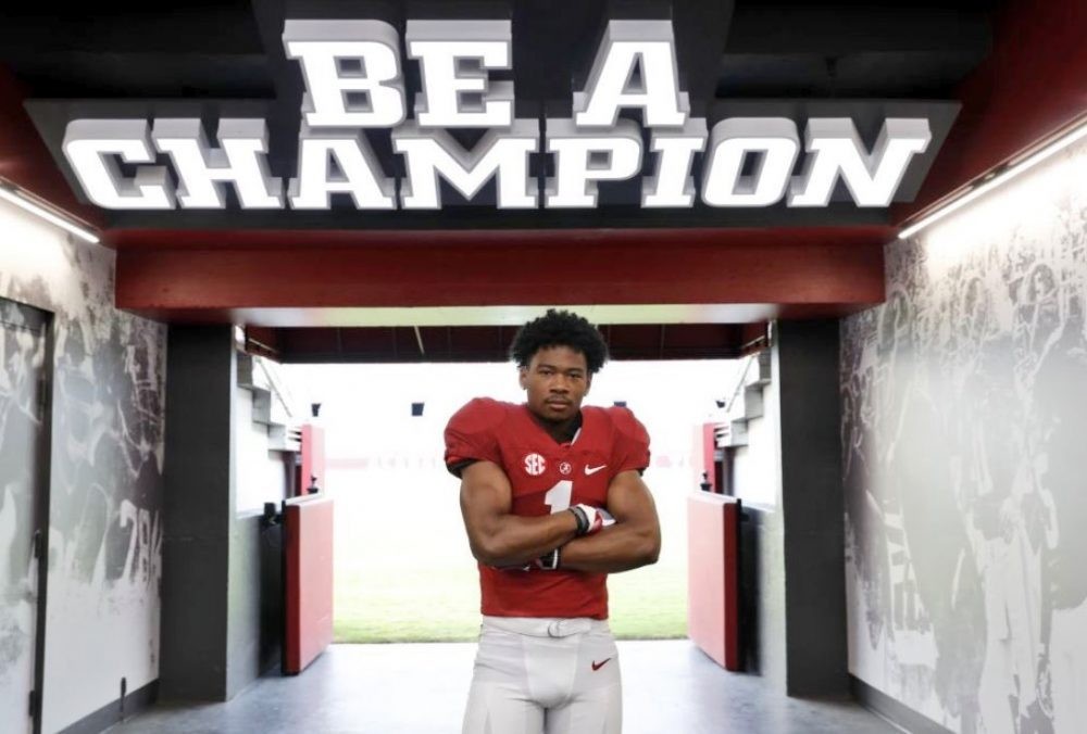 BREAKING John Metchie Announces His Commitment to Alabama