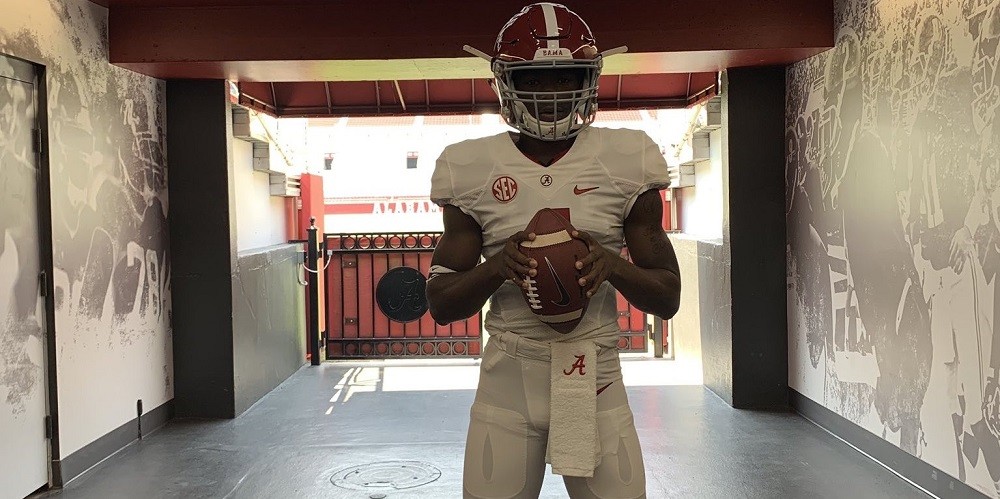 WATCH: Alabama QB Commit Jalen Milroe Can Create With His Feet And His Arm