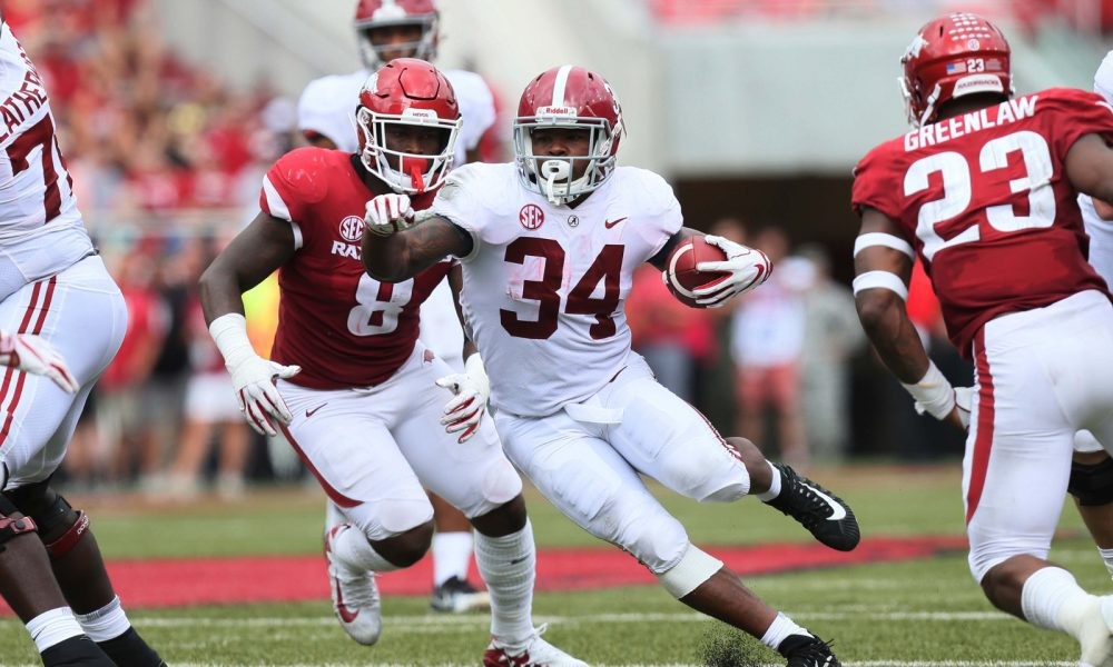 Alabama RB Damien Harris Records First 100-yard Game Versus Arkansas