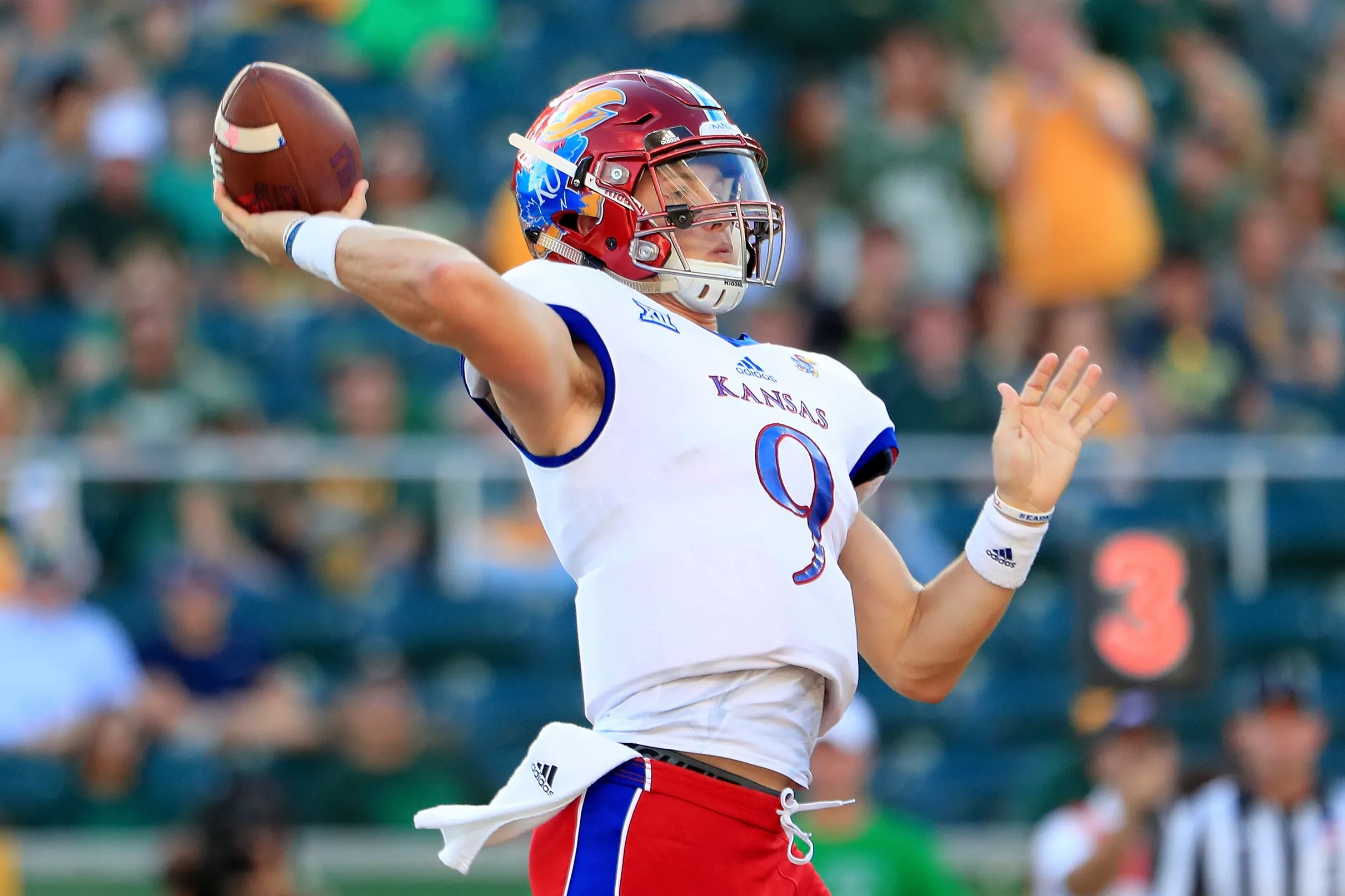Broncos Acclimation Day 2 (2025):  The Qb Battle Heats Up! - 53i5c6w