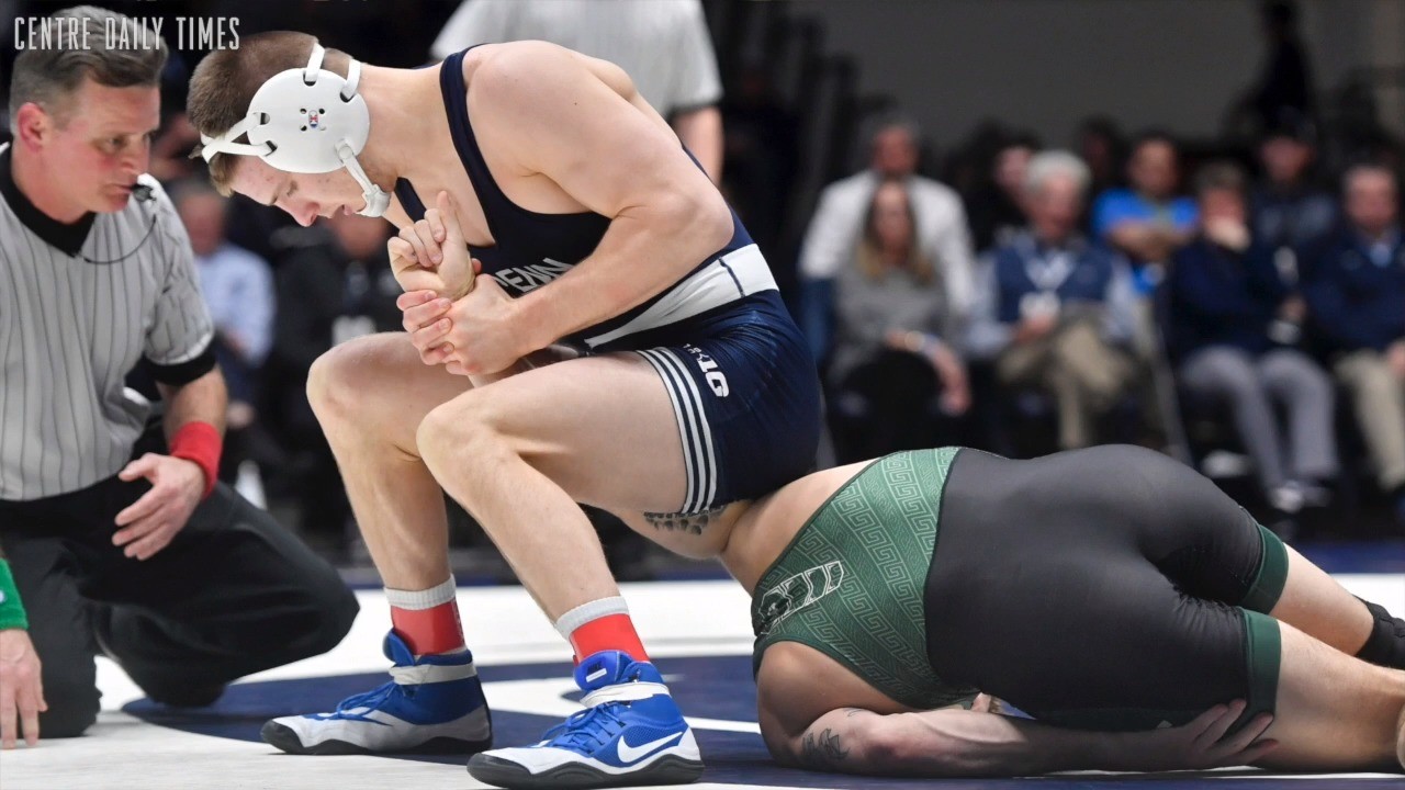 Penn State wrestler Jason Nolf still full of surprises in dominant win over Michigan State