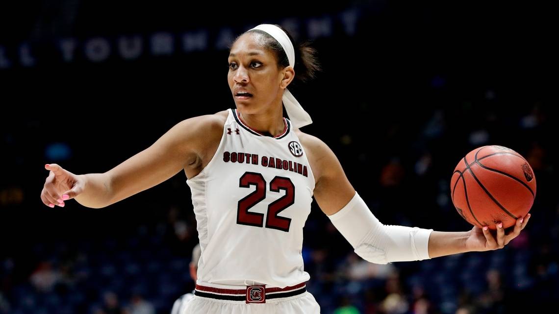 They both wore No. 22 for USC. Now Alex English has a special message