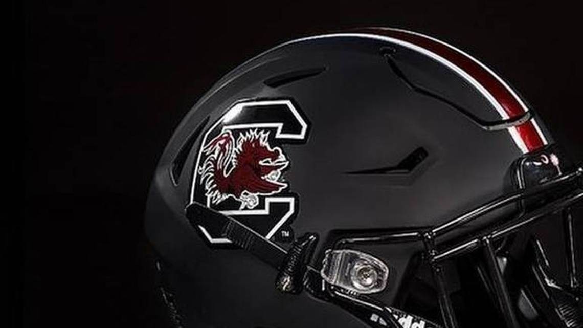 Gamecocks give first look at Outback Bowl uniform