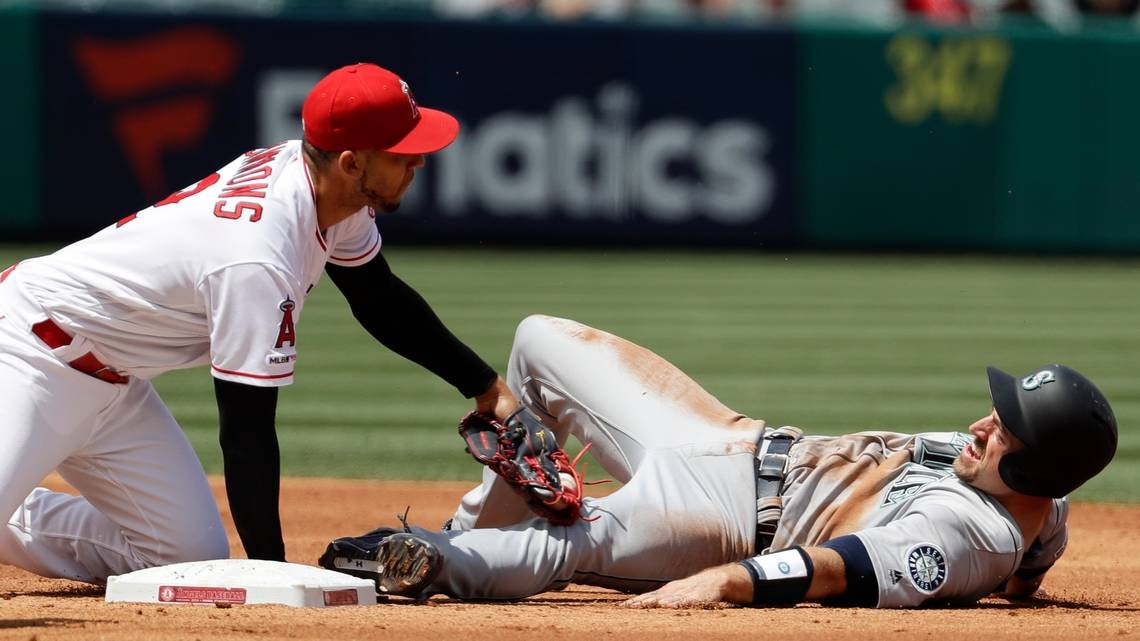 Mariners rally in ninth, but fall short of series sweep of Angels