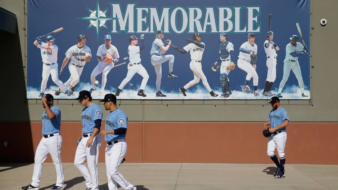 Seattle Mariners full squad reports Friday. Here are 5 spring training