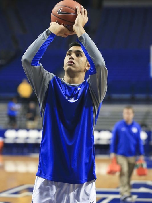 Armed student 'protecting' UK basketball player Tai Wynyard