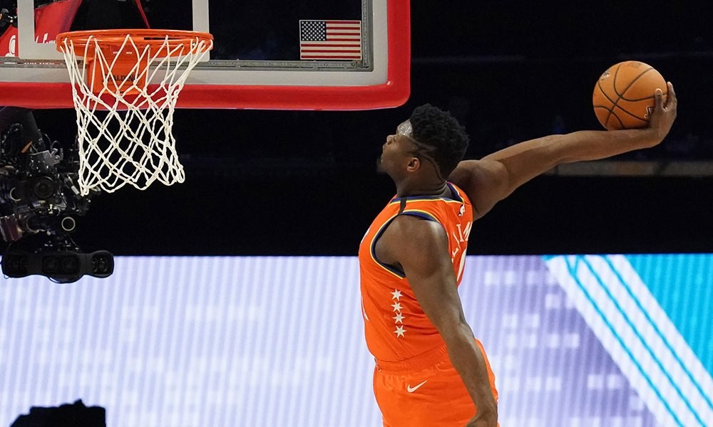 Zion Williamson dunked so hard he damaged the rim in Rising Stars game