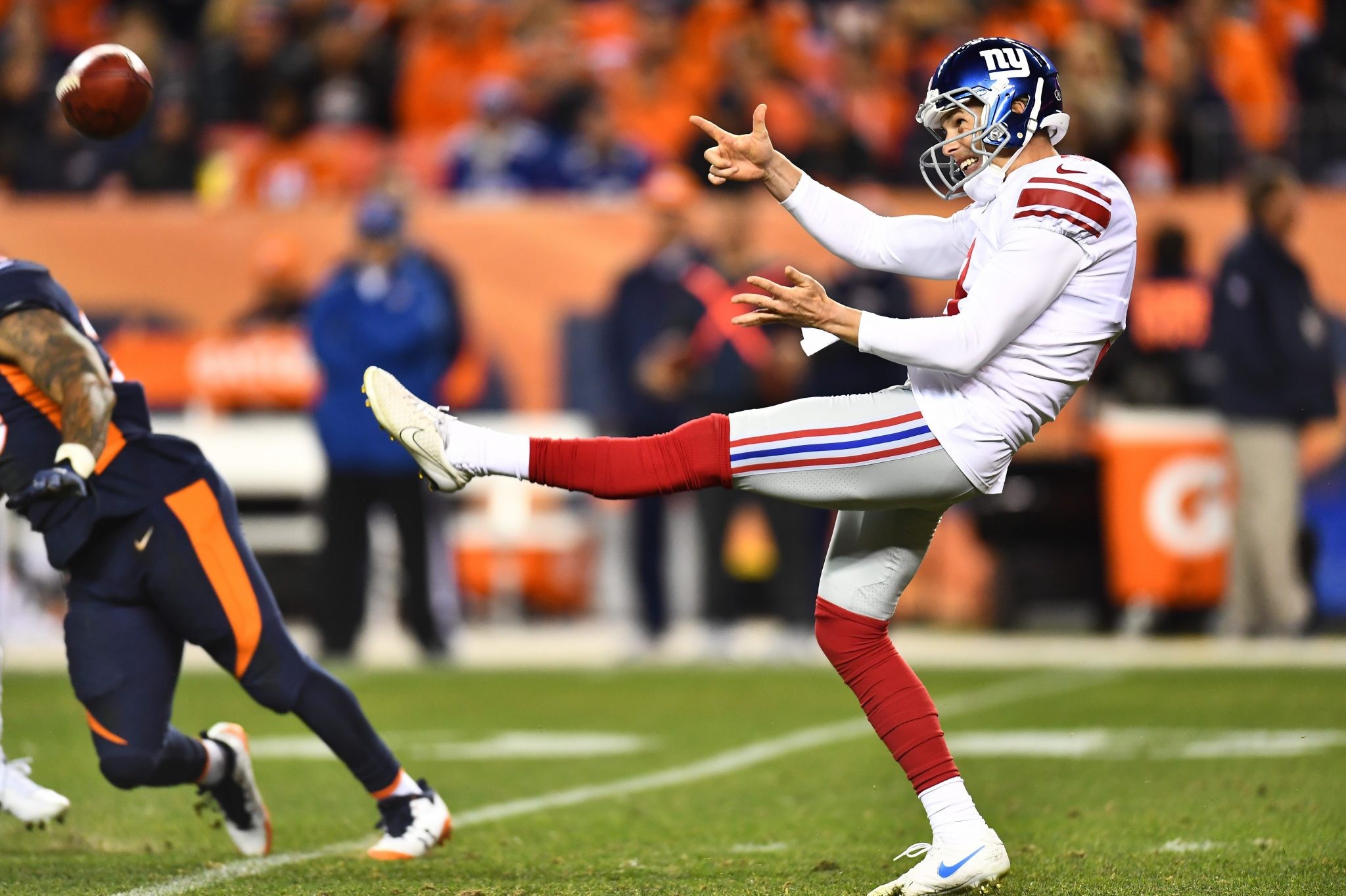 new-york-giants-cut-punter-brad-wing