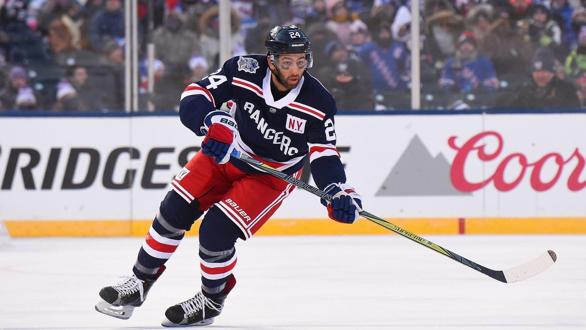 Report Nieves Accepts Qualifying Offer From Rangers