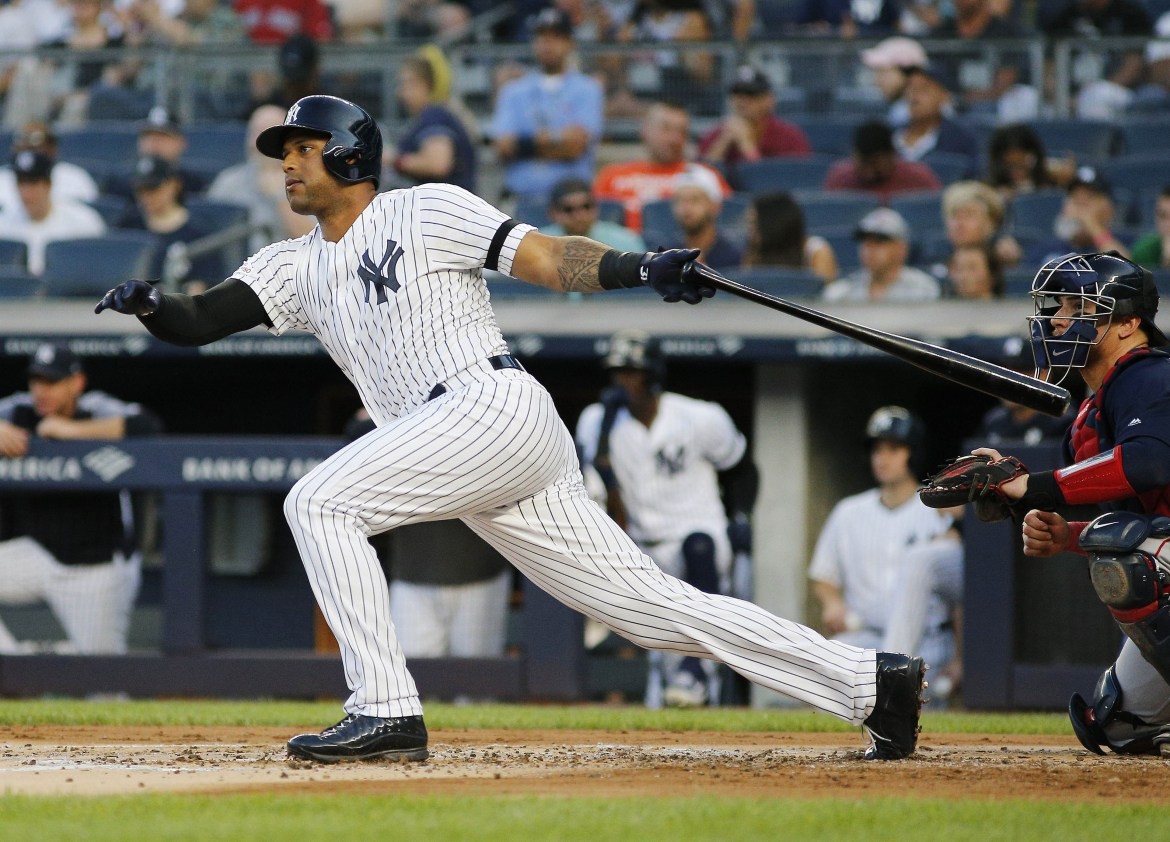 New York Yankees starting outfielder could miss remainder of season
