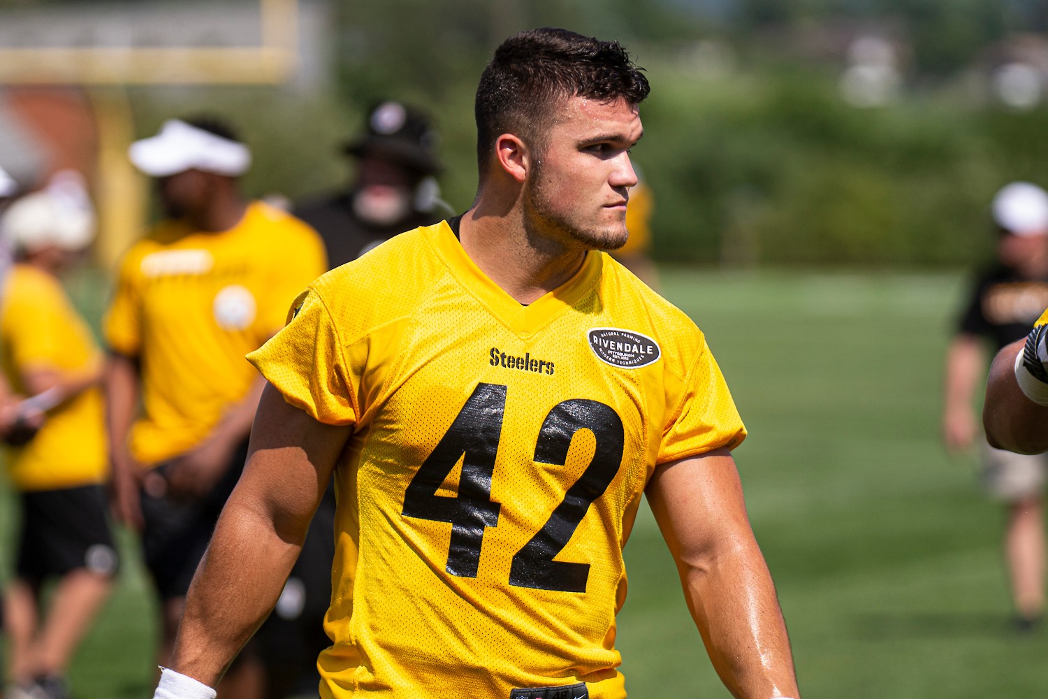 Steelers rookie Sutton Smith looking to emulate Roosevelt Nix with