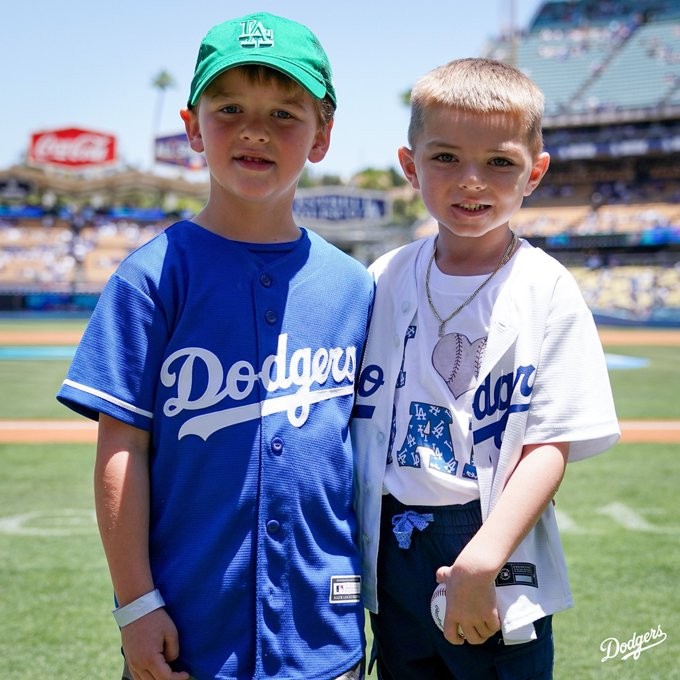 Dodgers News: Clayton Kershaw and Freddie Freeman's Sons Share Adorable  Moment