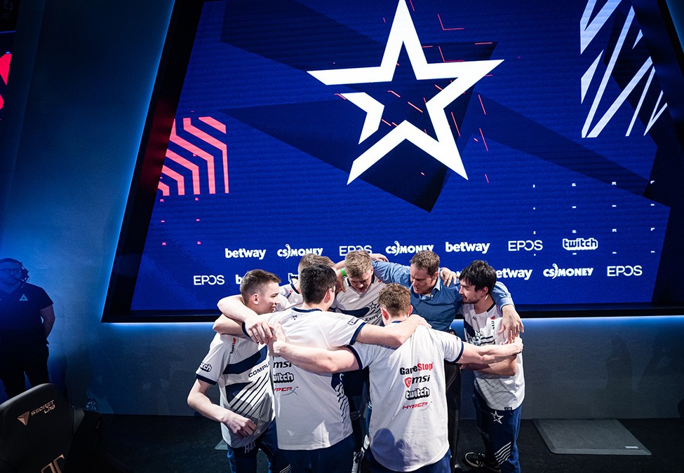 Complexity Gaming renews partnership with Twitch