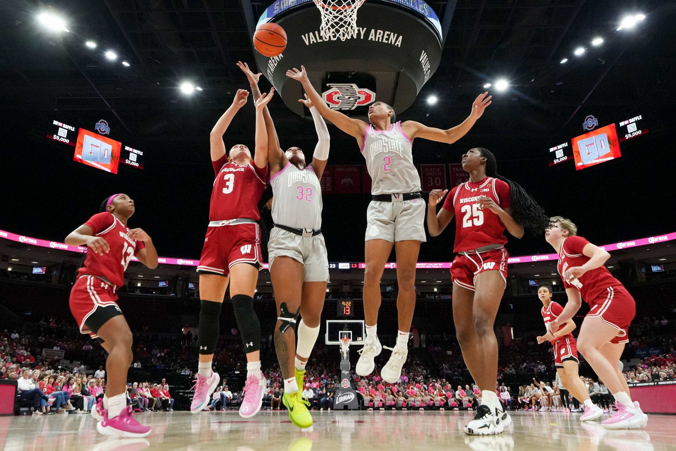 Wisconsin Badgers WBB Bows Out of Big Ten Tournament in Second Round