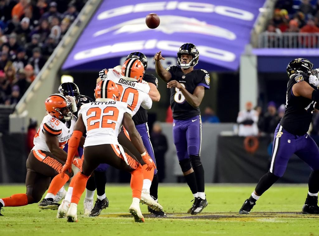 Baltimore Ravens Win First AFC North Title Since 2012, Bounce Rival ...