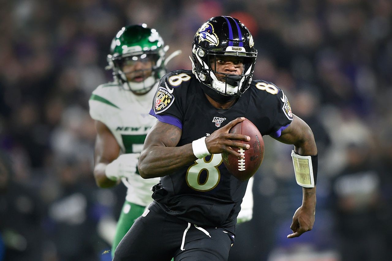 Lamar Jackson gets non-exclusive franchise tag as Jets visit Aaron Rodgers