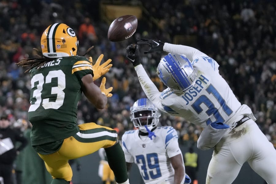 Detroit Lions at Green Bay Packers preview: Kickoff time, TV channel, live  stream, betting odds