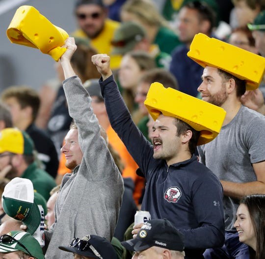 packers-season-ticket-holders-must-weigh-safety-fandom-in-deciding-if