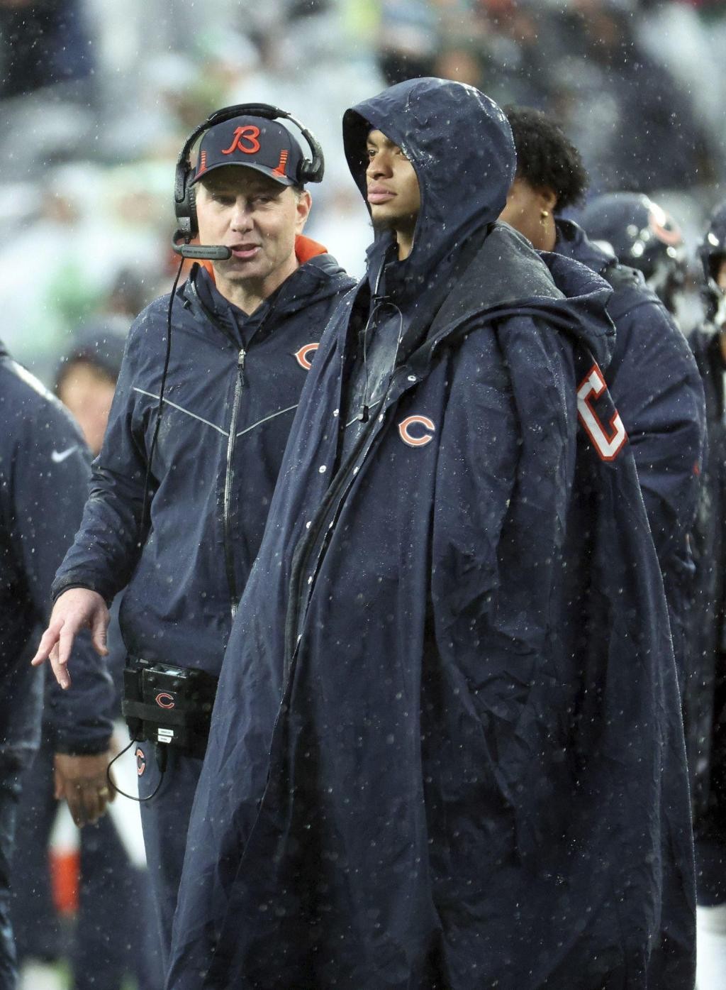 QB Justin Fields takes a step toward starting Sunday for the Chicago