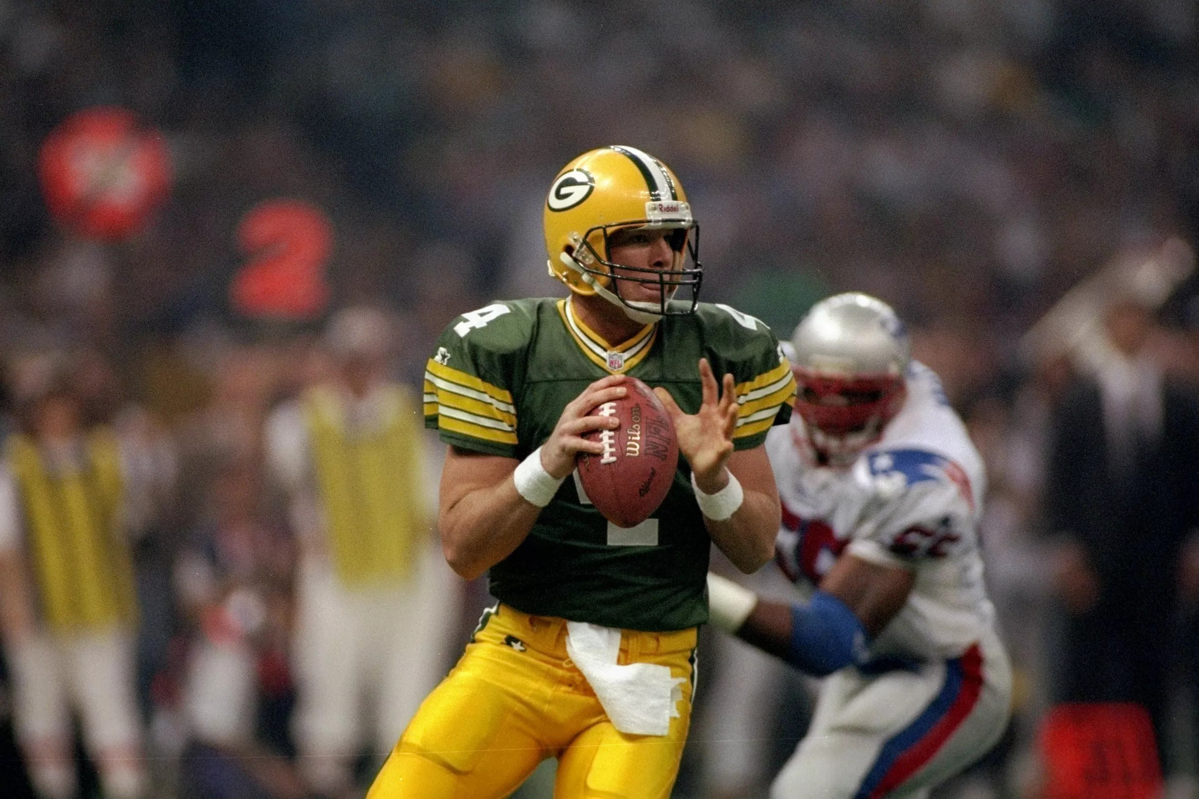 Today In Packers History: Brett Favre Signs Richest NFL Contract To Date