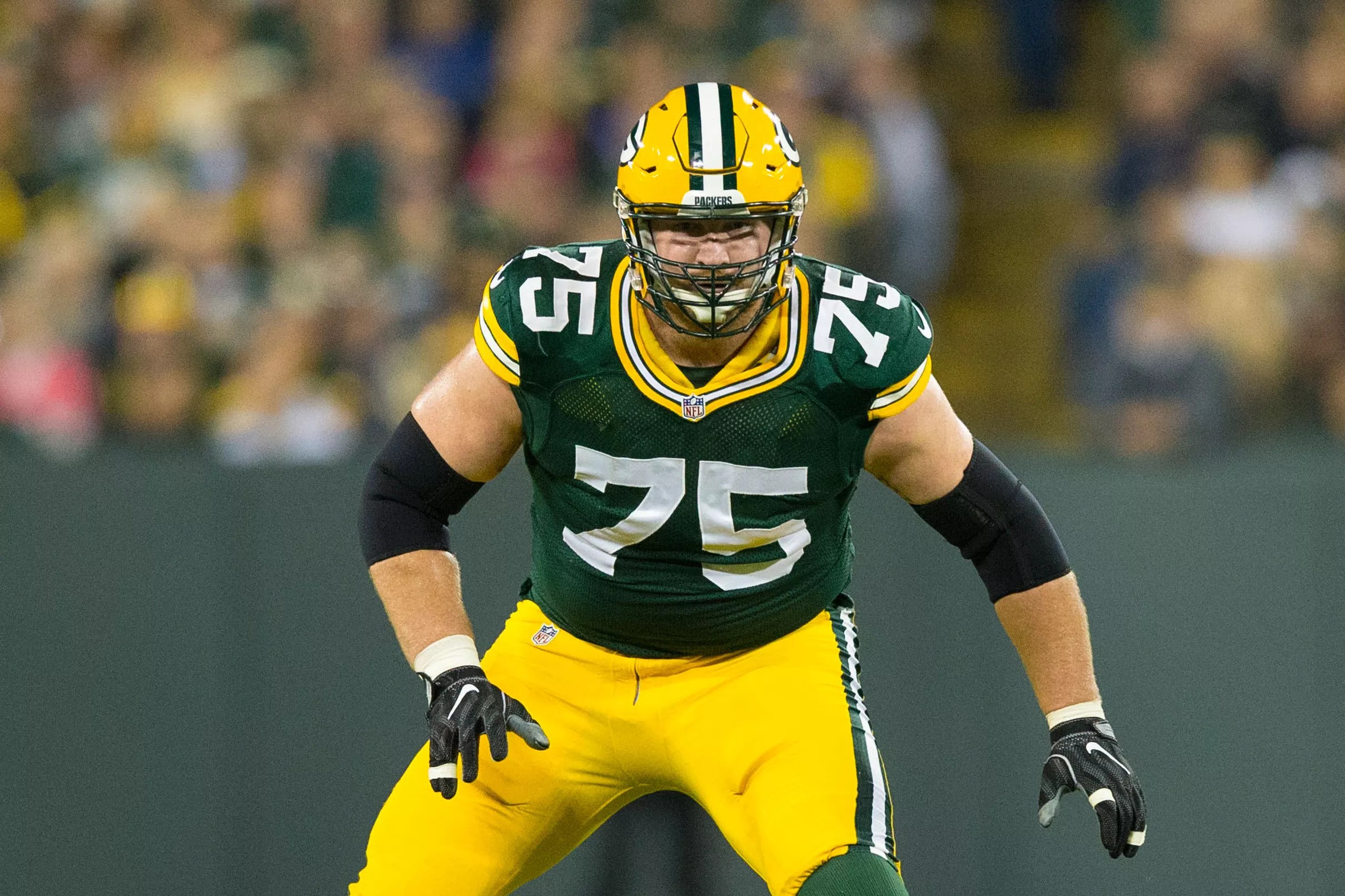 Packers Week Injury Report Bulaga Misses Wednesday Practice With Illness