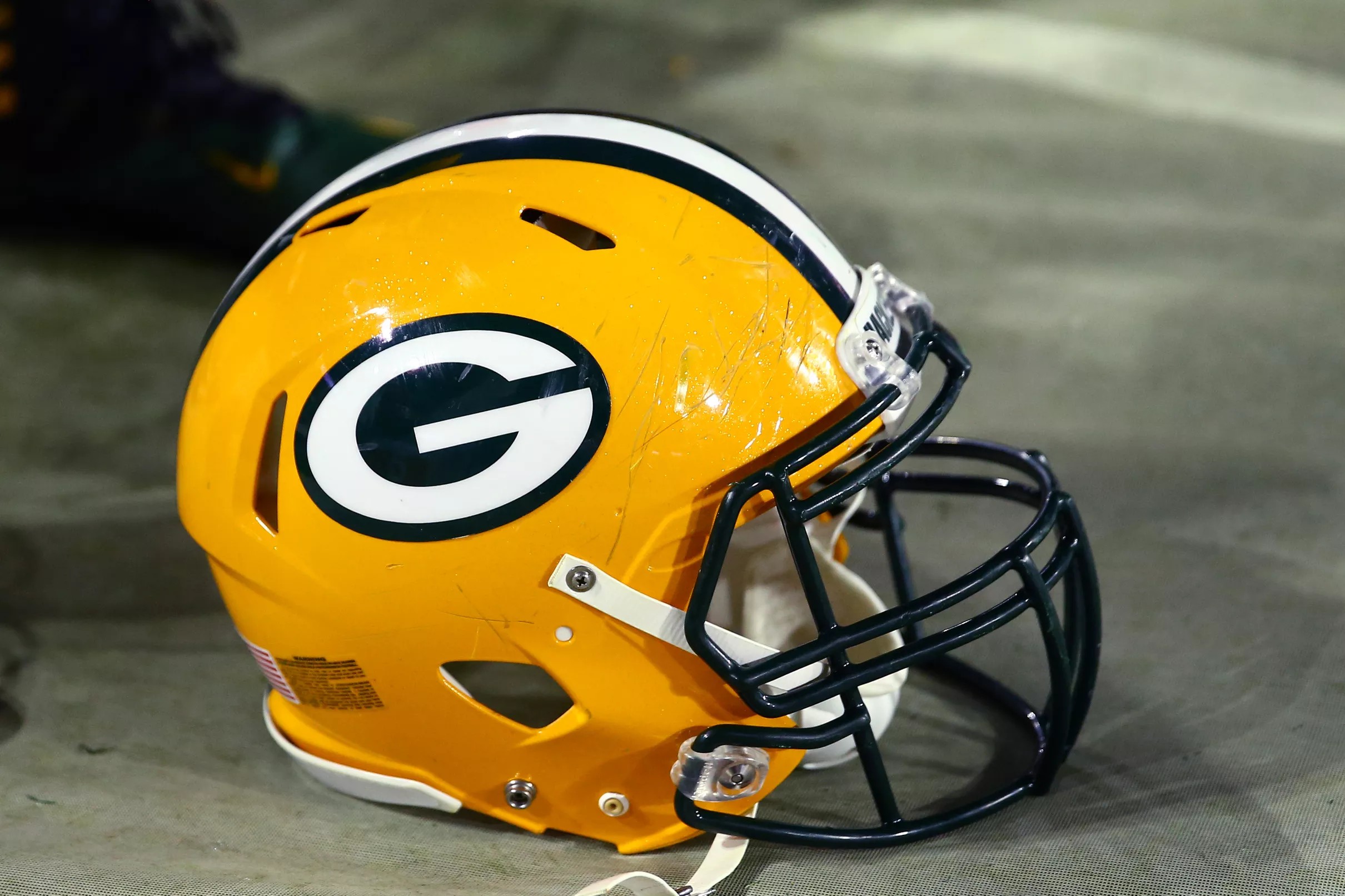 packers-release-de-shaneil-jenkins-after-two-days-on-the-roster