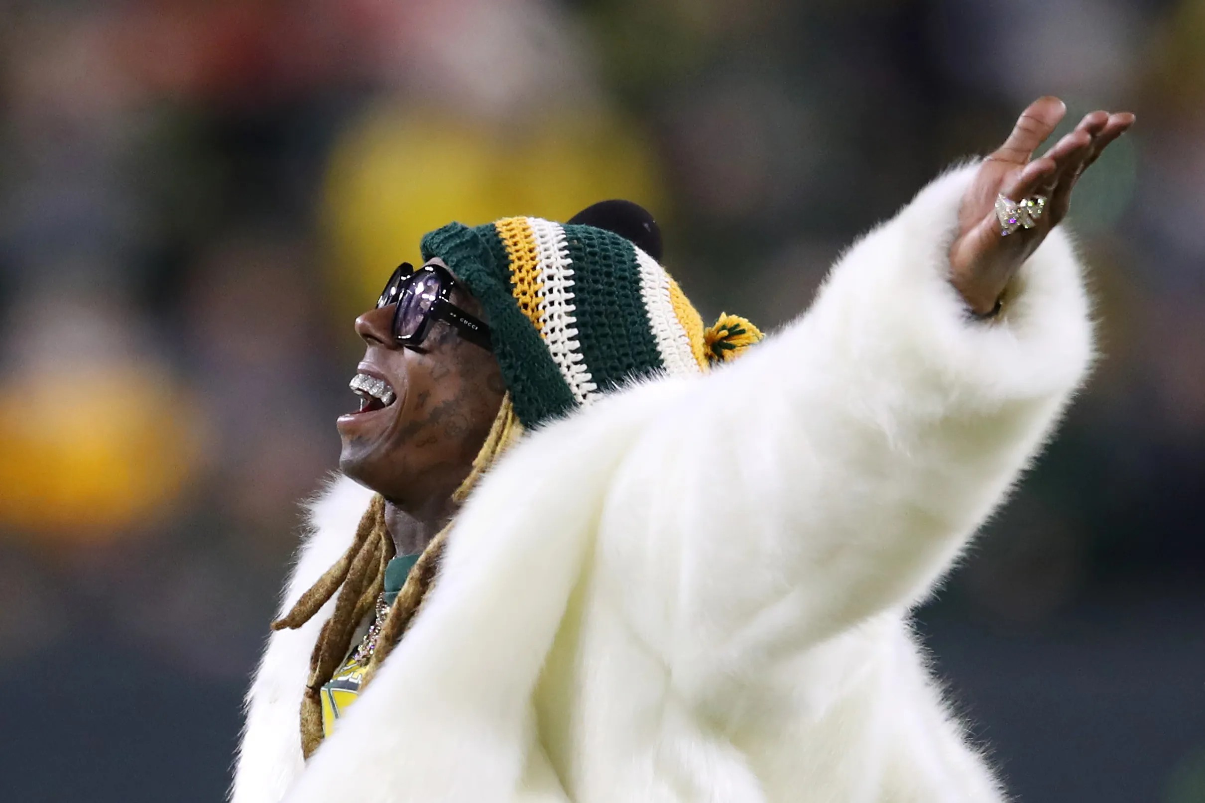 IN CASE YOU MISSED IT: Lil Wayne leads the Packers out of the tunnel on TNF