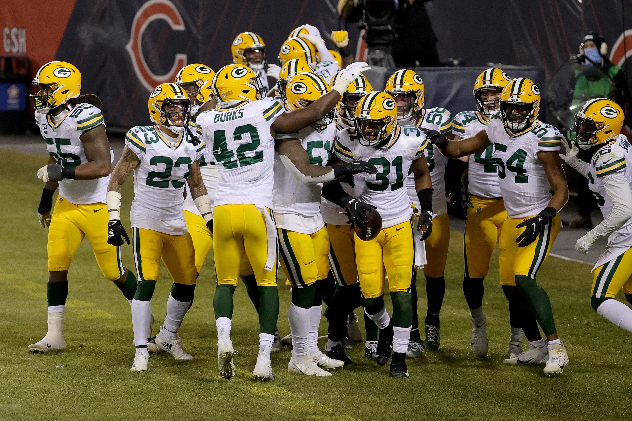 Cheese Curds, 1/4 With homefield secured, Packers set sights on Tampa