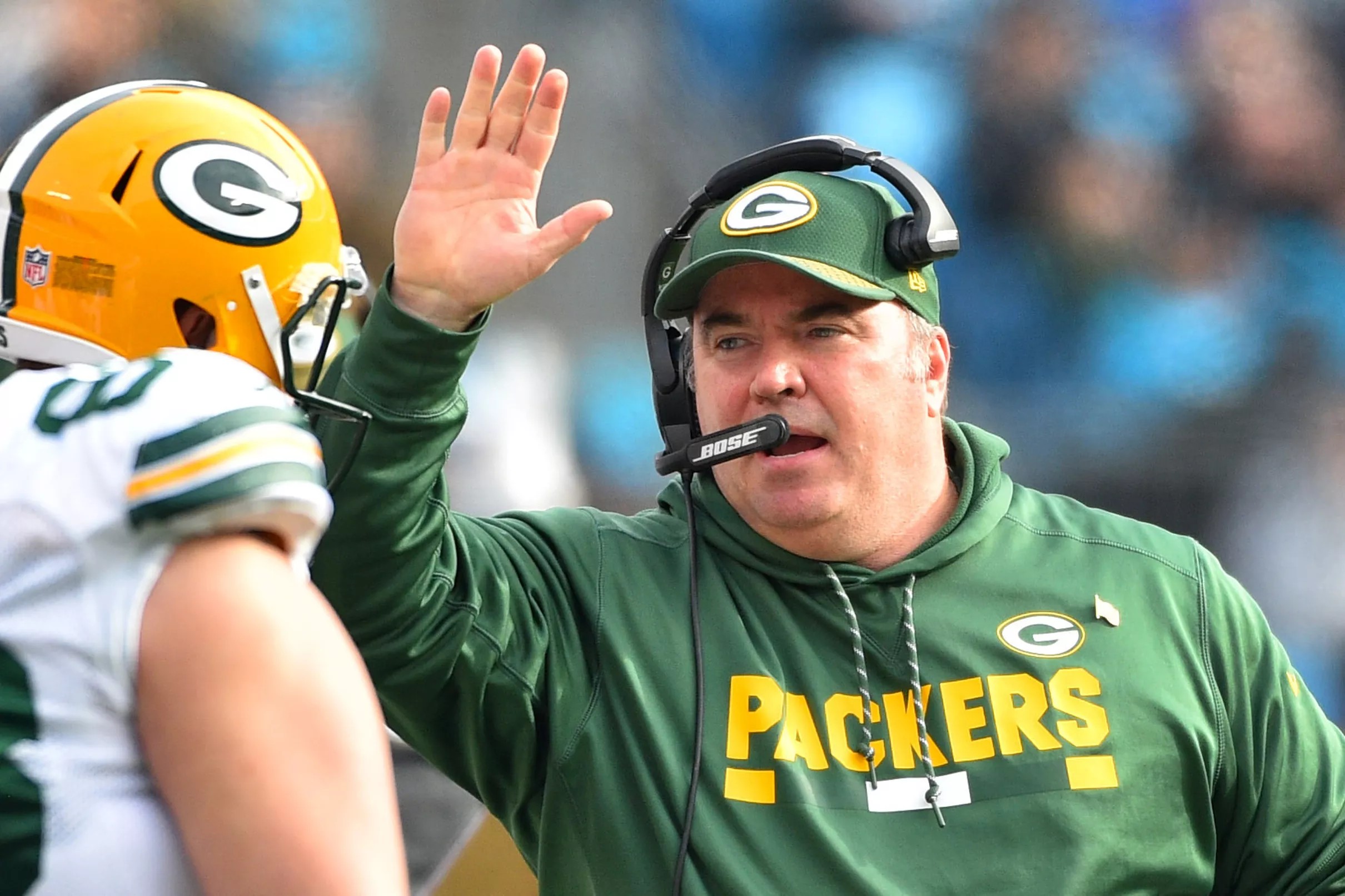 packers-extended-mike-mccarthy-s-contract-during-the-2017-season-per