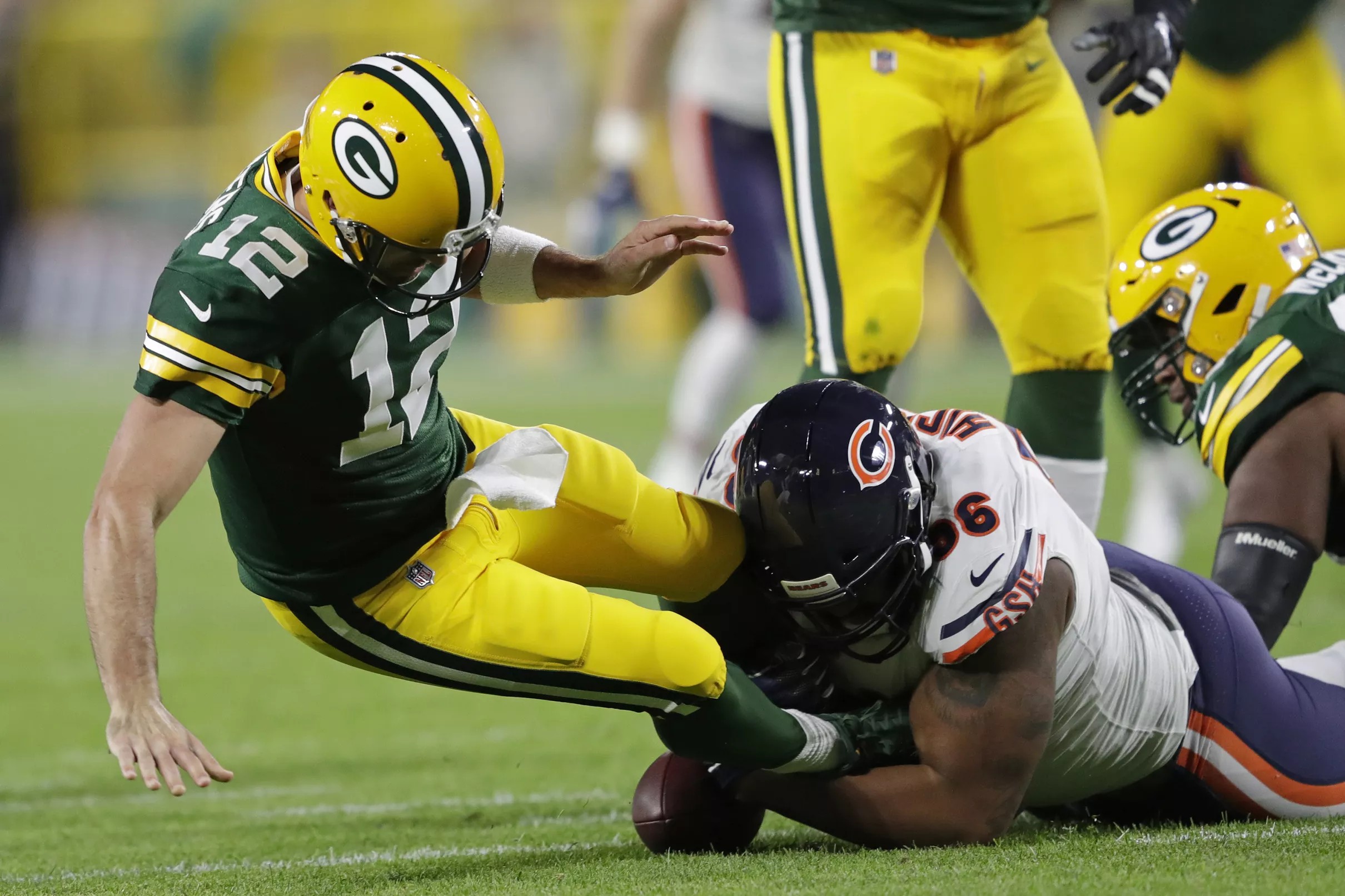 Aaron Rodgers Injury Packers QB carted off field with apparent leg injury