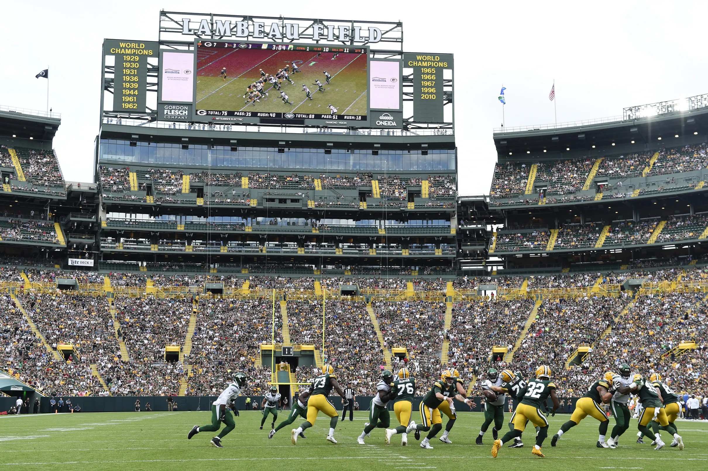 Green Bay Packers will play in London for the first time in 2022 - Acme  Packing Company