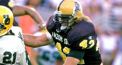 X 上的Sun Devil Football：「His name is synonymous with Arizona State University  and transcends the sport of football into something much greater. Now, Pat  Tillman is going into the Arizona Sports Hall