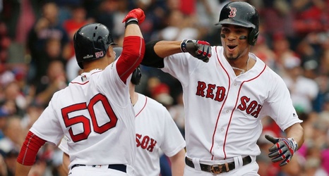 Red Sox's Michael Chavis Flips Off Rays' Kevin Kiermaier After Insane Catch