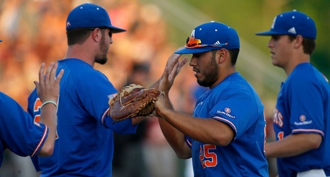 After 17 scoreless innings, UTA baseball finally outlasts Texas A&M in