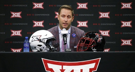 quarterback kliff kingsbury