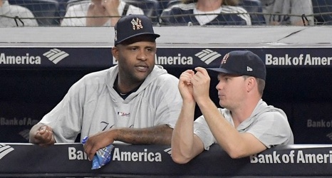 yankee hat with heart