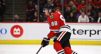 Chicago Blackhawks Rumors & News (with Highlights & Scores!)