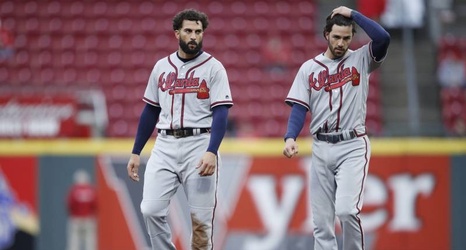 Braves' Dansby Swanson, Nick Markakis Placed On IL With Foot, Wrist ...