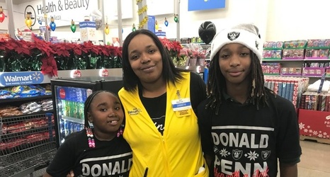 How Donald Penn's charity event helped one Walmart employee