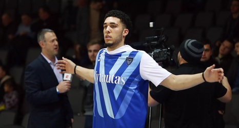 lakers drafted liangelo